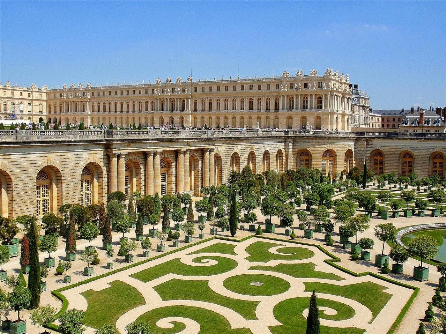 Studette Remilly A Versailles Eksteriør bilde